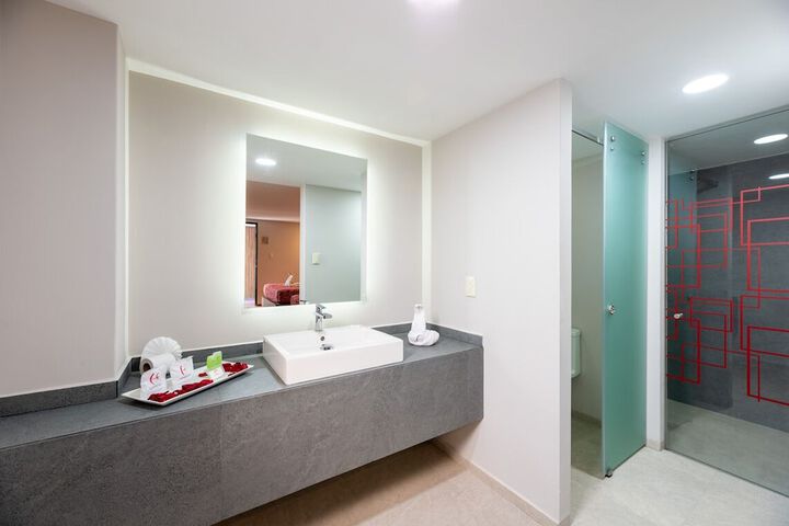 Room 20 of 42