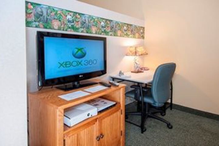 Room 18 of 26