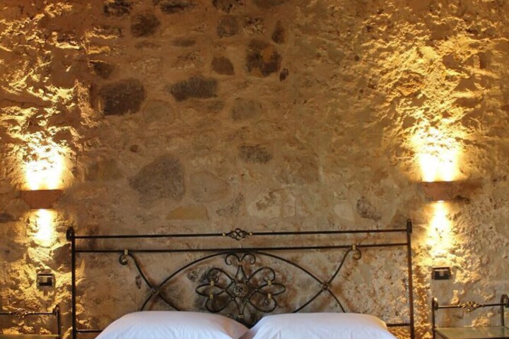 Room 10 of 39