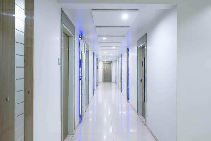 Ballroom/Hall 37 of 39