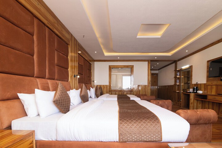 Room 15 of 91