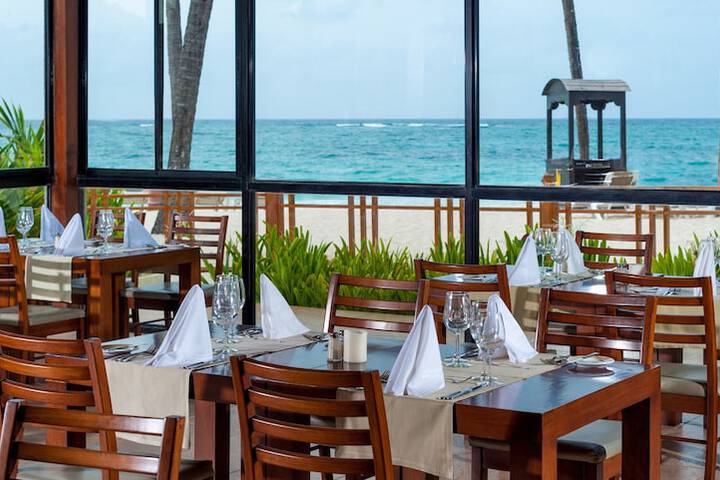 Dining 206 of 322