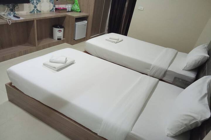 Room 16 of 47