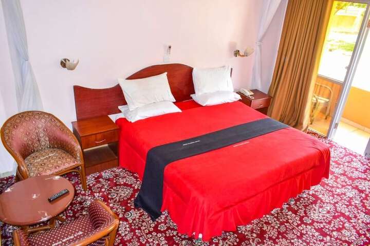 Room 2 of 22