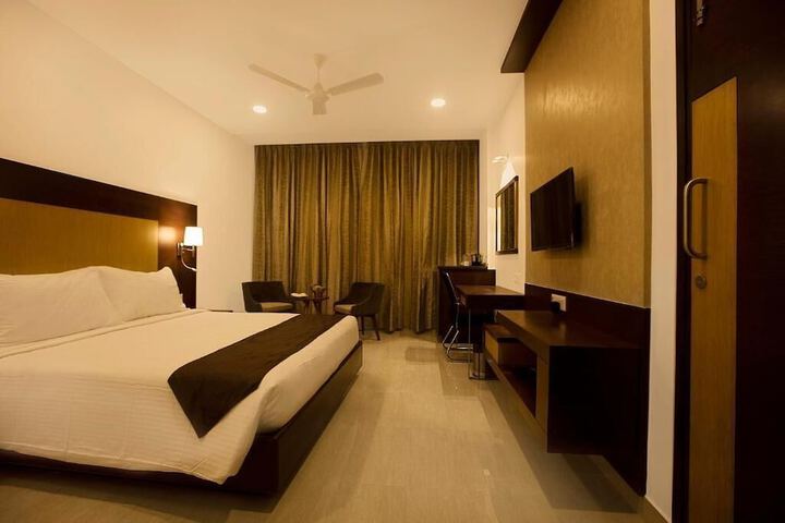 Room 3 of 5