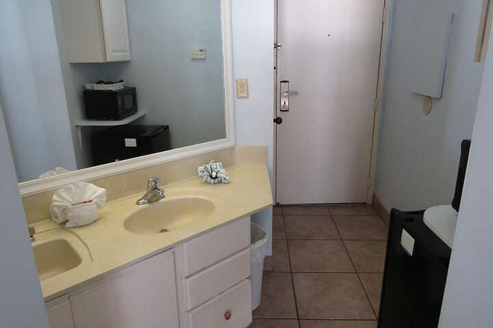 Room 90 of 123