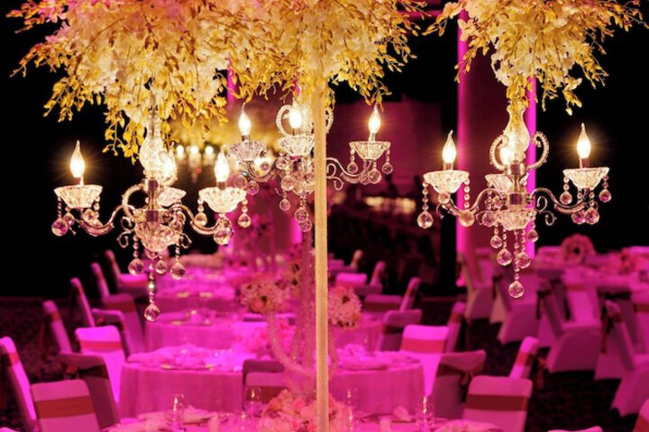 Ballroom/Hall 124 of 140