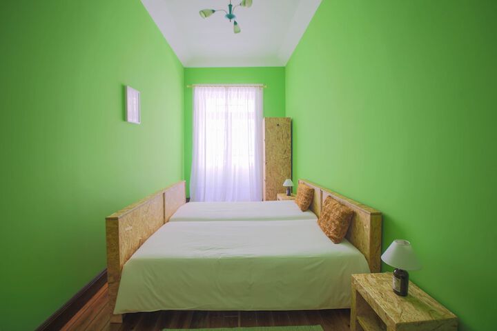 Room 14 of 50