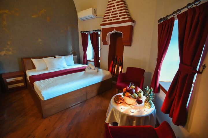 Room 19 of 71