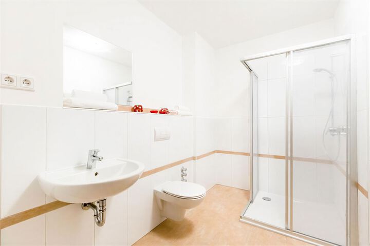 Room 15 of 20