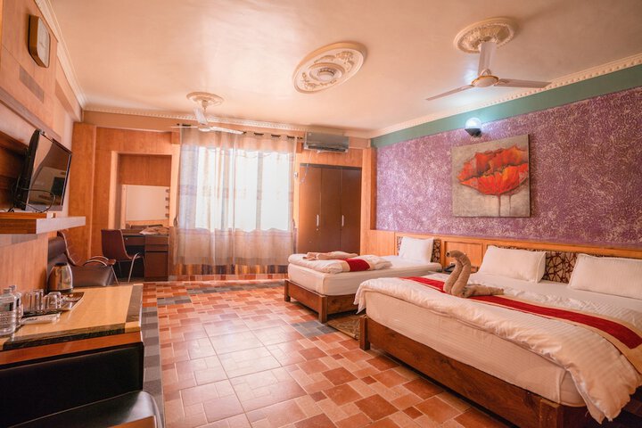 Room 44 of 65