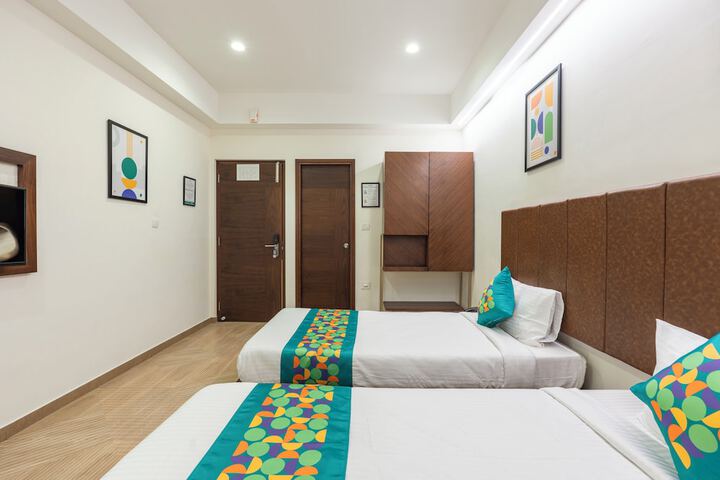 Room 10 of 44