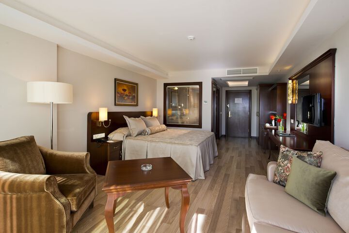 Room 29 of 61