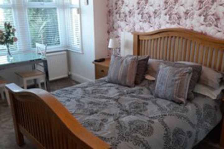 Room 35 of 91
