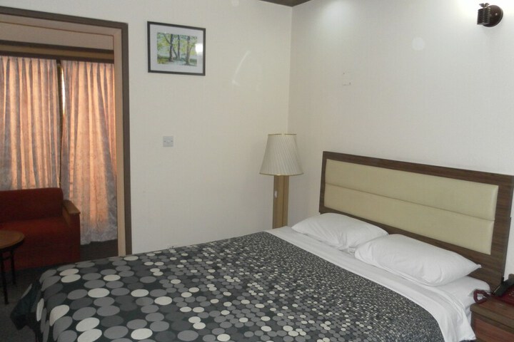 Room 6 of 56
