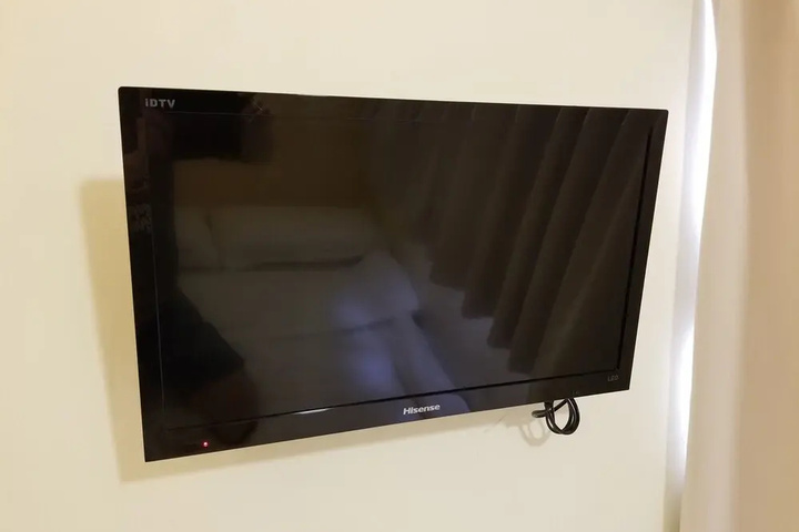 Room 2 of 12