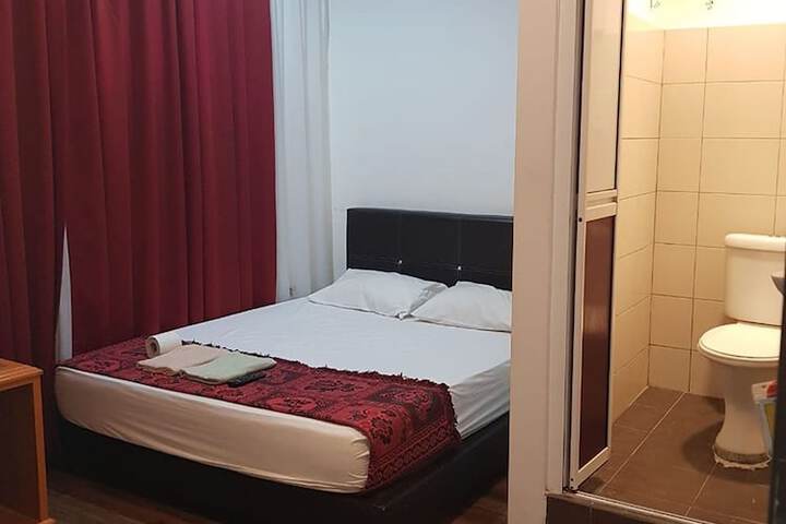 Room 58 of 96