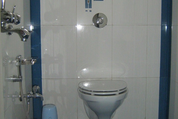 Room 17 of 42