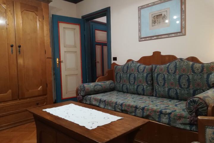 Room 55 of 161