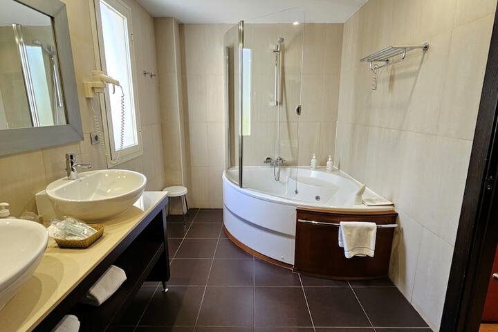 Bath Interior