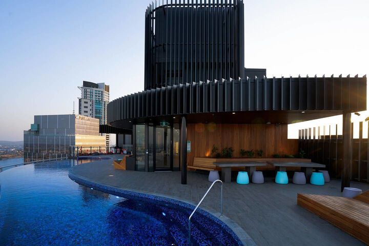 Pool 16 of 27