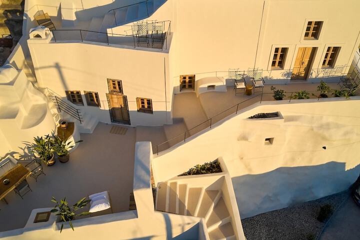 Hotel 82 of 84