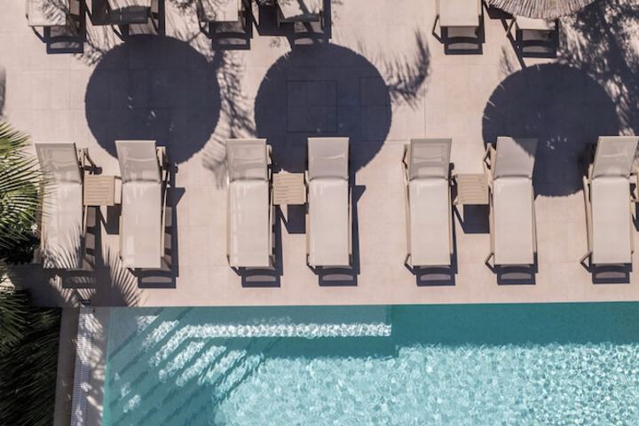 Hotel 209 of 214