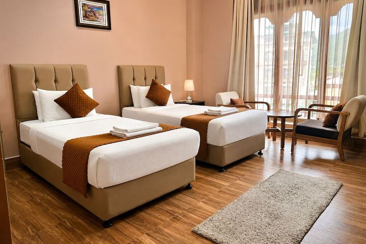 Room 15 of 28
