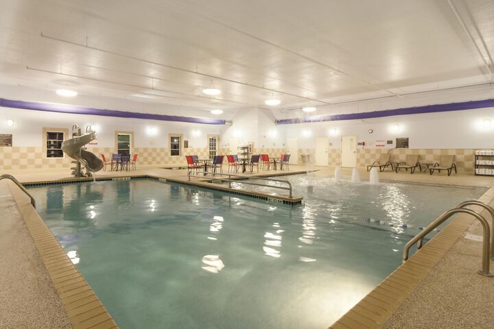 Pool Hotel