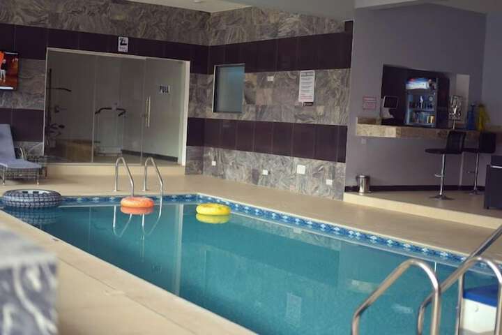 Pool 18 of 56