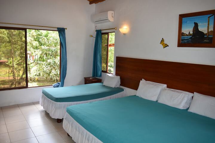Room 10 of 21