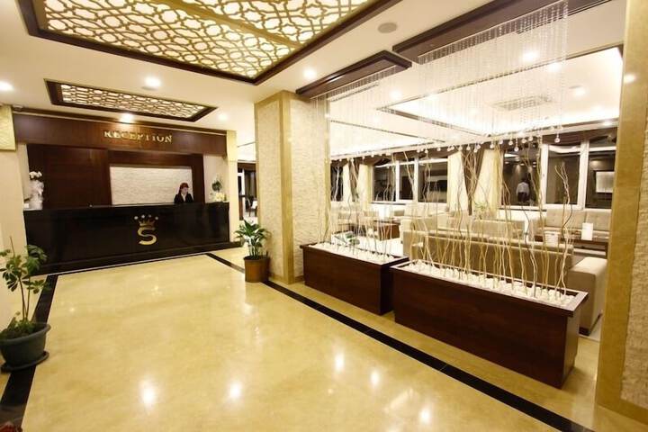Hotel Interior 3 of 37