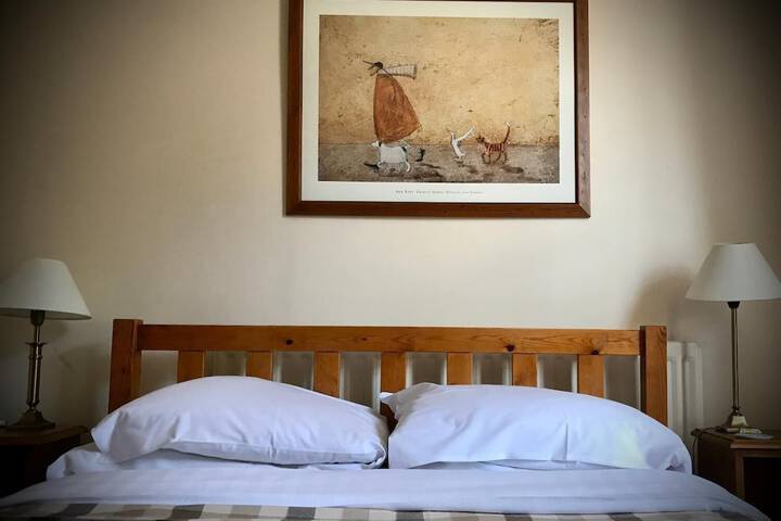 Room 8 of 94