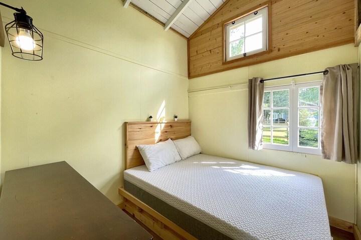 Room 32 of 139