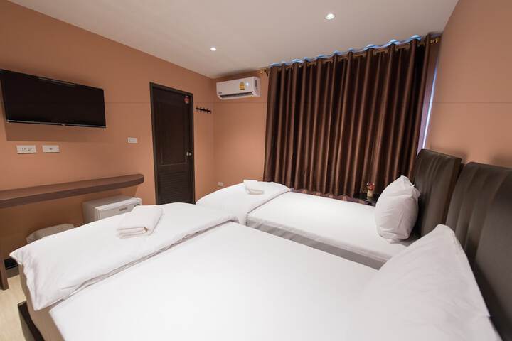 Room 7 of 55