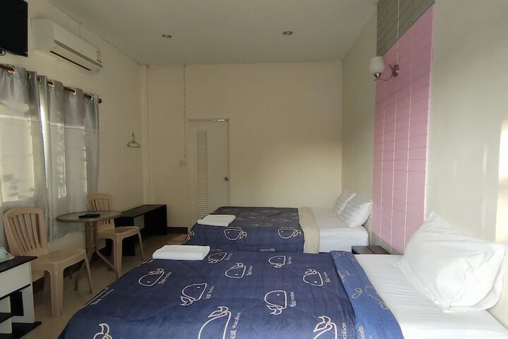 Room 13 of 50