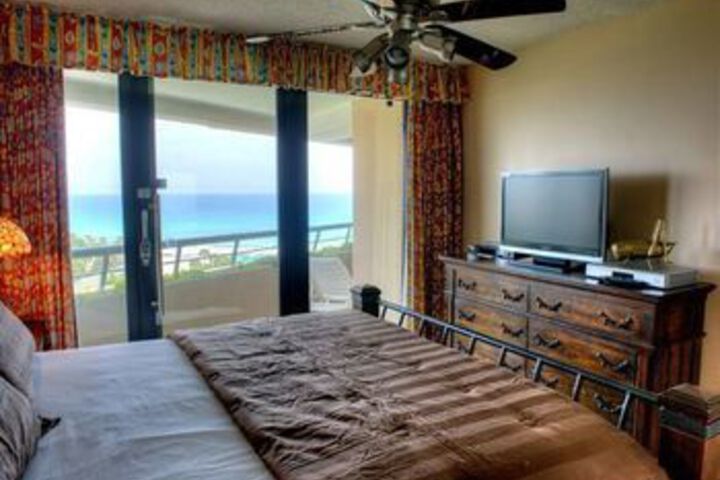 Room 10 of 22