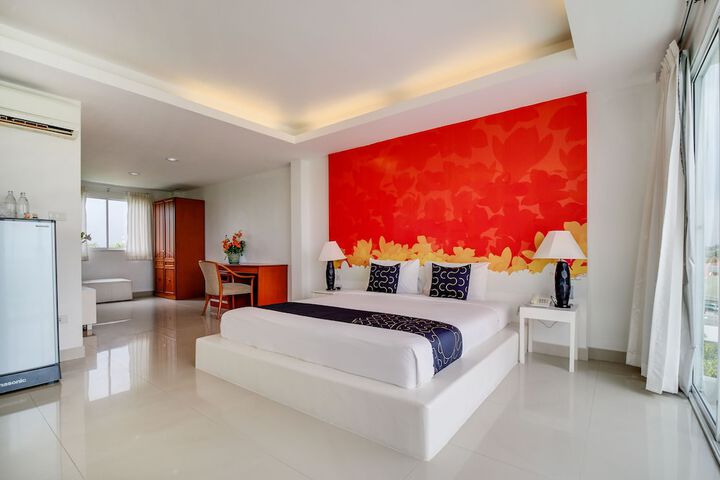 Room 12 of 70