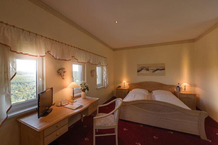 Room 18 of 53