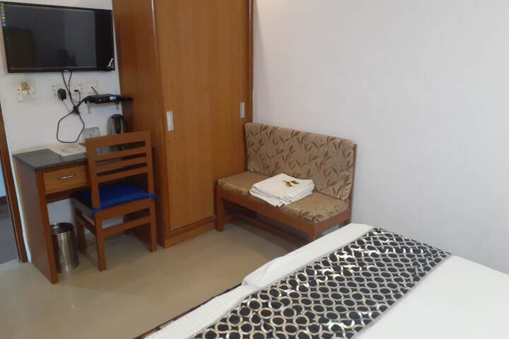 Room 7 of 57