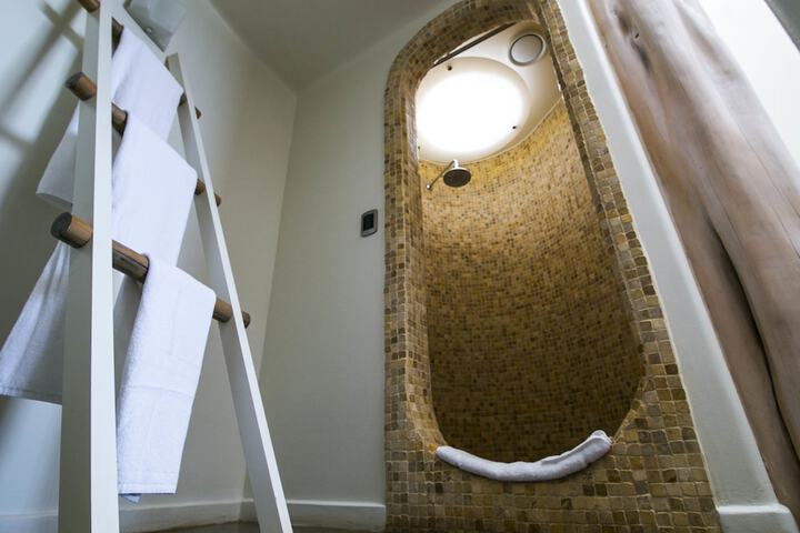 Bath Photo