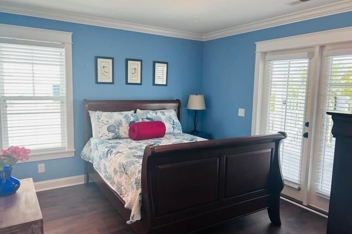 Room 14 of 76