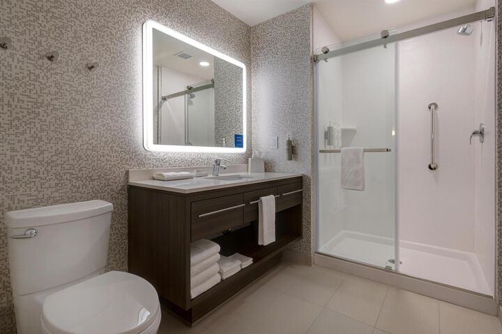Bathroom shower