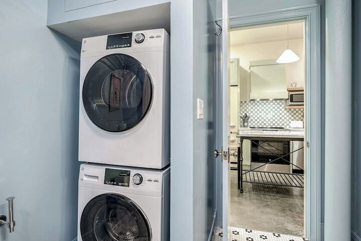 Laundry 59 of 79