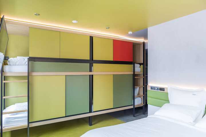 Room 7 of 37