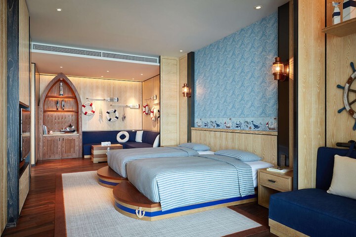 Room 28 of 116