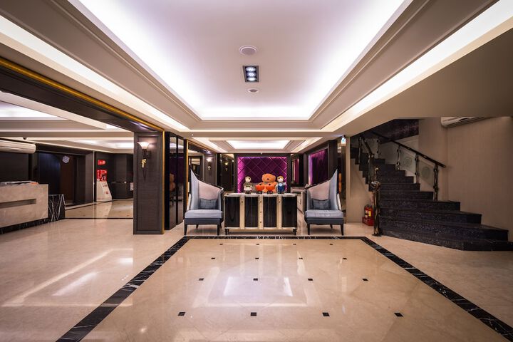 Hotel 2 of 47