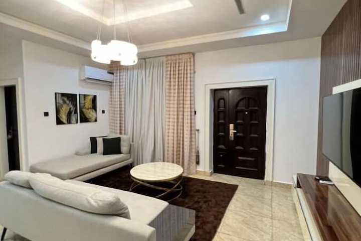 Room 6 of 46
