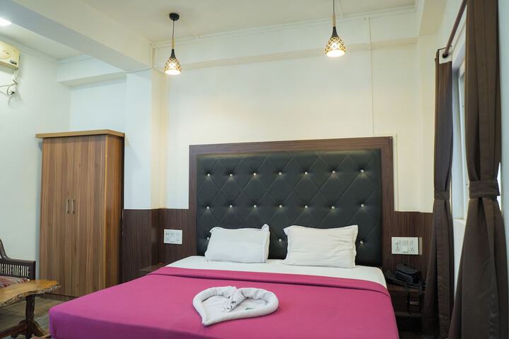 Room 15 of 86