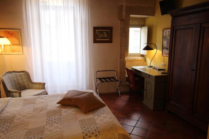 Room 27 of 55
